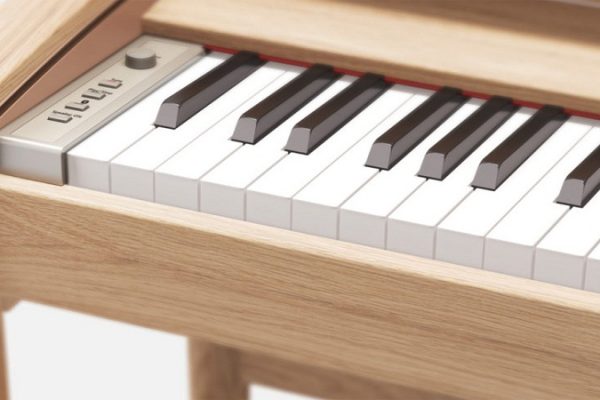 Le piano numérique peut-il rivaliser avec un piano en bois ?