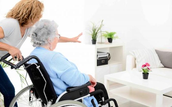 Comment choisir une résidence pour personnes âgées